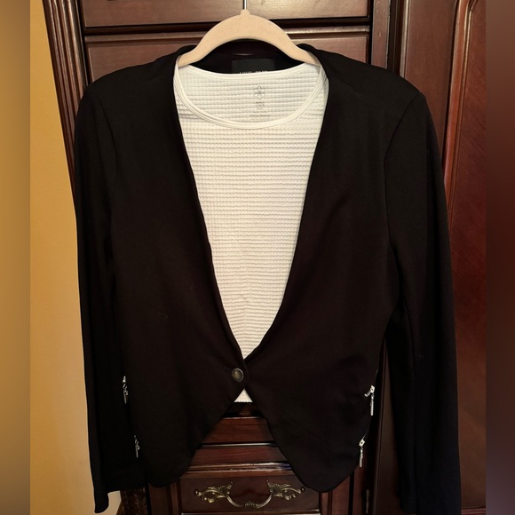 WHITE CROP TOP - Picture 3 of 4